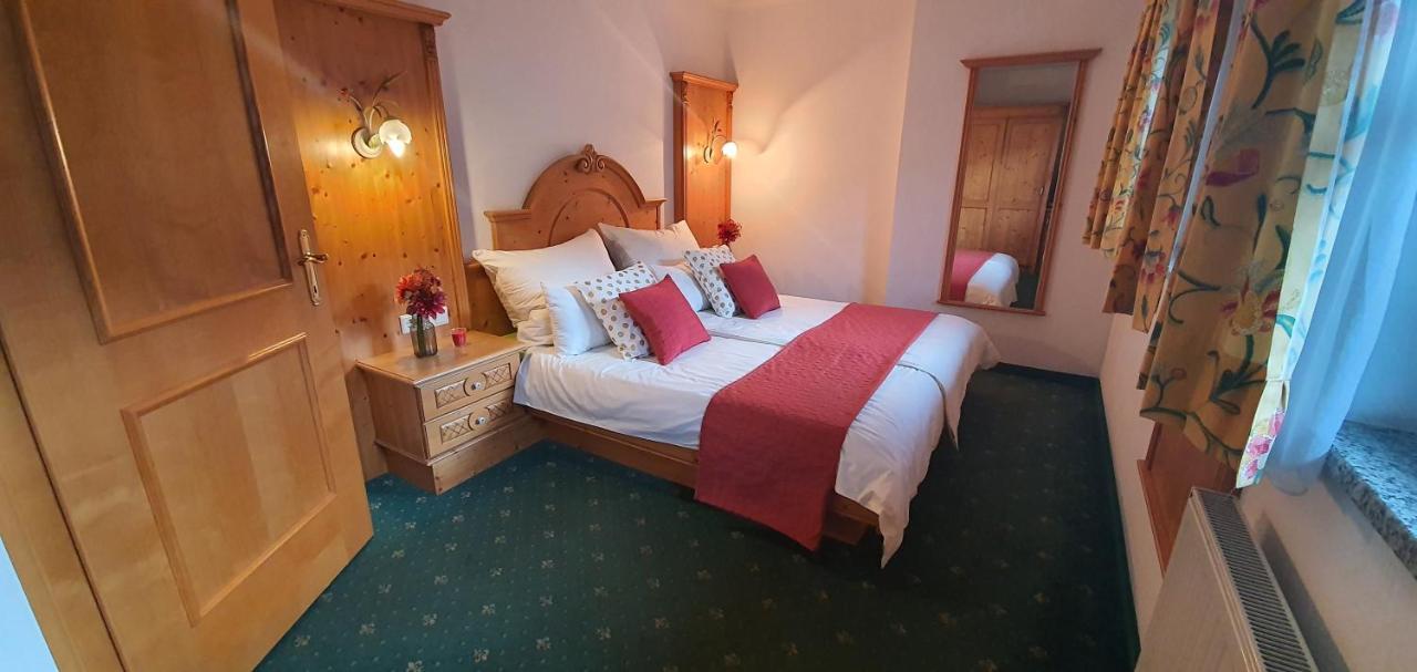 Schlosserhaus Appartements Wagrain Exteriör bild