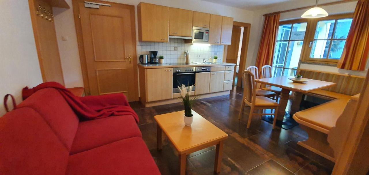Schlosserhaus Appartements Wagrain Exteriör bild